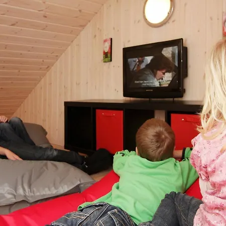 Eight-bedroom Holiday In 1 * Blåvand