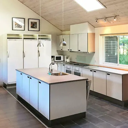 Eight-bedroom Holiday In 1 Dom wakacyjny